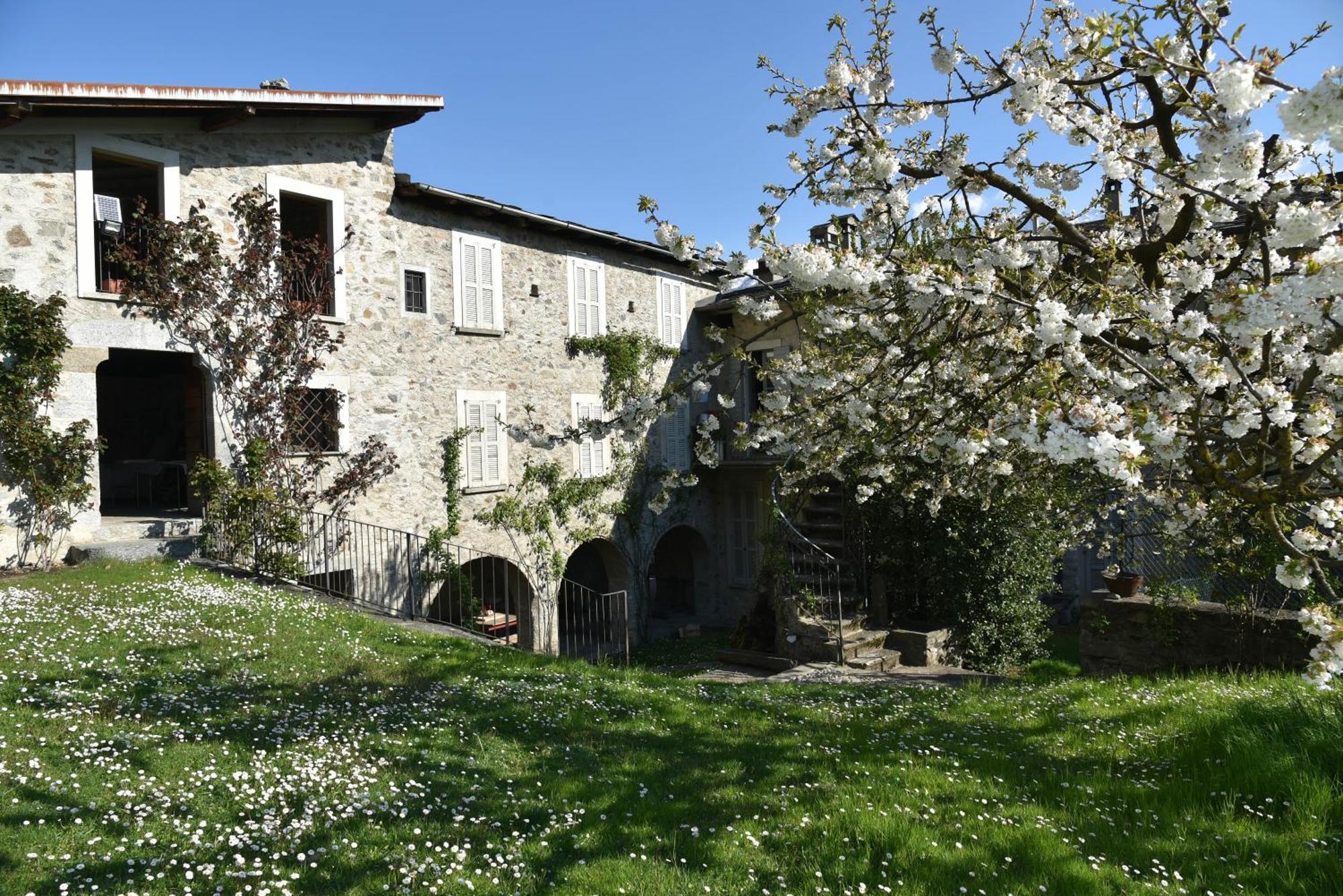 San Bernardo Piano Nobile Al Roseto Del Drago别墅 外观 照片
